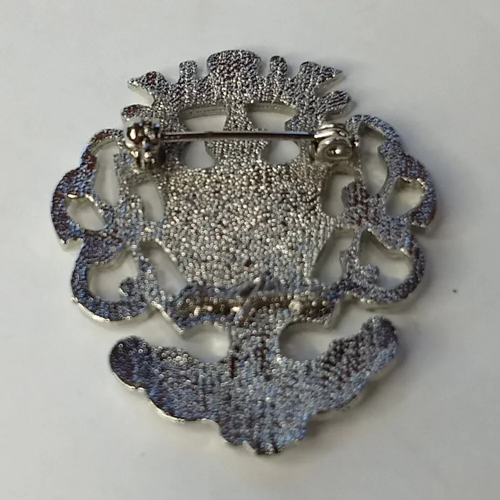 Ginnie Johansen Silver Tone Crest Pin Brooch Signed Preppy Regency Costume